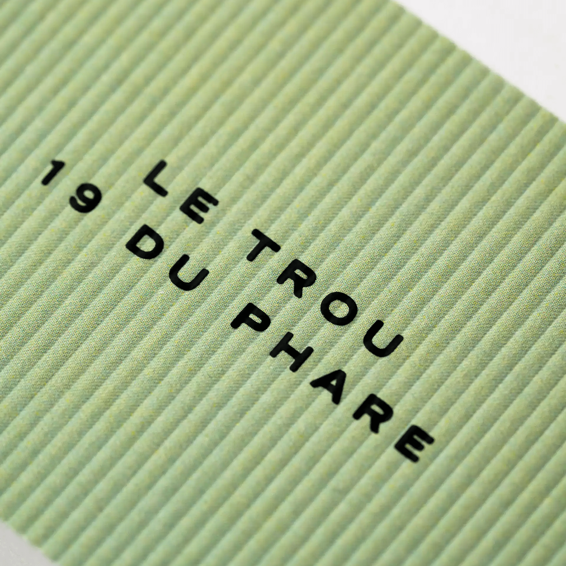 Eight & Bob Le Trou 19 Du Phare - Eight & BobEight & Bob