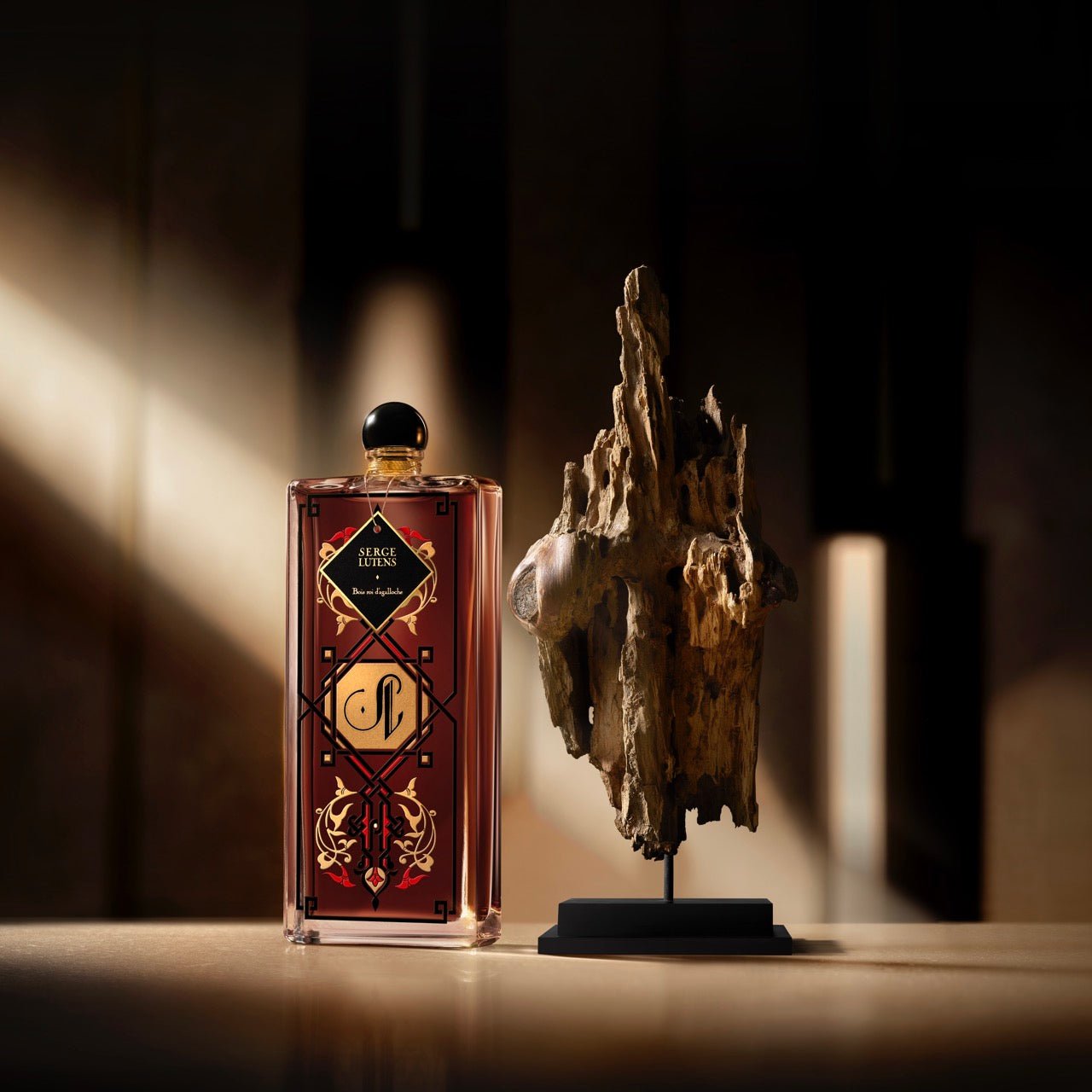 Serge Lutens Bois roi d’Agalloche Parfum -Serge LutensSerge Lutens